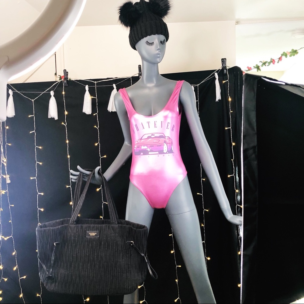 🌈 5 For $25 💛 Victoria’s Secret Black Tote